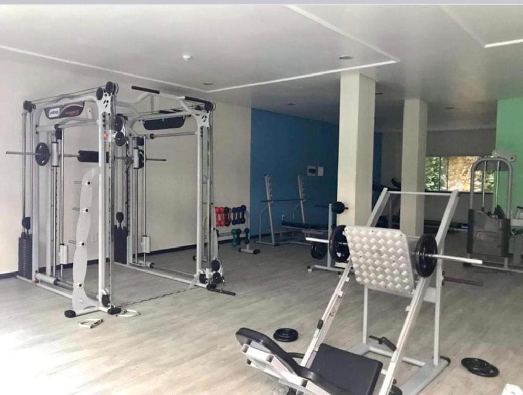 Apartamento Em Condominio Em ボンビーニャス エクステリア 写真