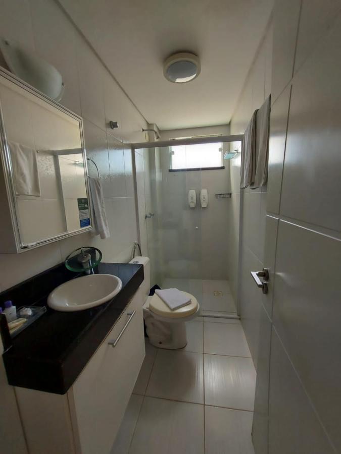 Apartamento Em Condominio Em ボンビーニャス エクステリア 写真